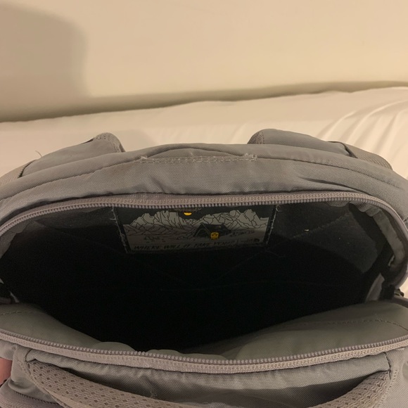 North face borealis backpack - Picture 9 of 11